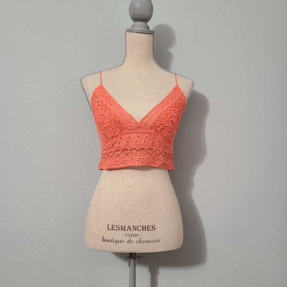 Free People Eyelet Bralette Top in Lip Gloss Size Large‎ NWOT